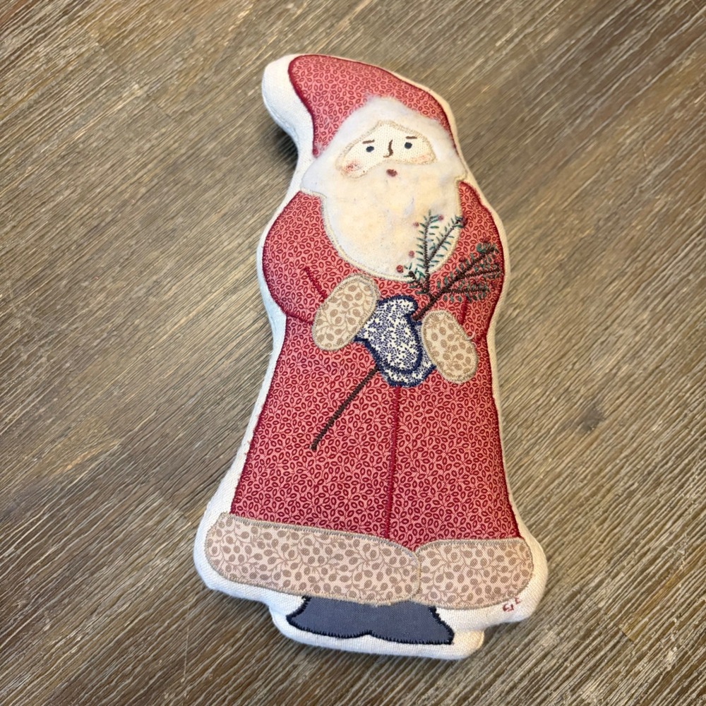 Primitive Folk Art Santa Claus Fabric Stuffed Christmas Shelf Sitter 8" Red